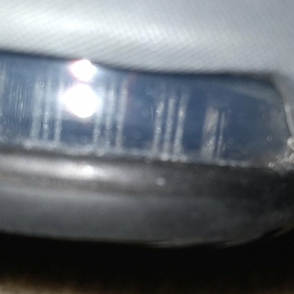 Lebron witness 4 shoes, clothing, and 3 ps4 games - Picture 10 of 12